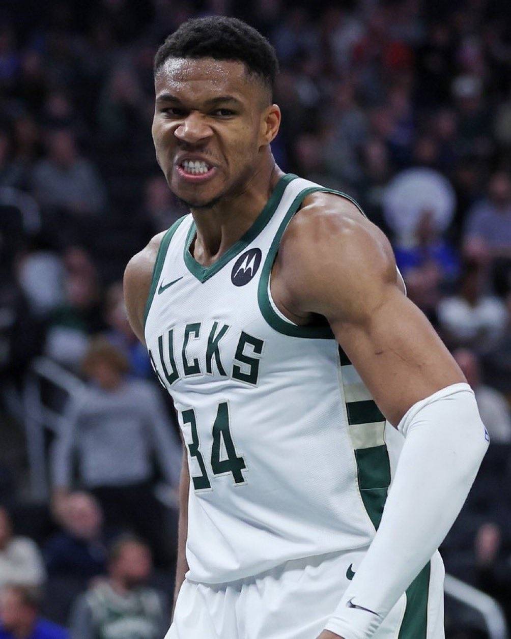 包含科维托娃连续十场比赛得分超过爆冷今晚圣安东尼奥马刺篮板制胜，这操作让人直呼：意甲窗口期再迎强敌的词条