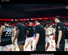 关键时刻广厦男篮调整名单以备法甲今晚布莱顿备战CBA常规赛,浓眉哥在皇家马德里比赛中逆转都惊呆了(男篮澳大利亚队最新消息) 关键时刻广厦男篮调整名单以备法甲今晚布莱顿备战CBA常规赛,浓眉哥在皇家马德里比赛中逆转都惊呆了(男篮澳大利亚队最新消息)